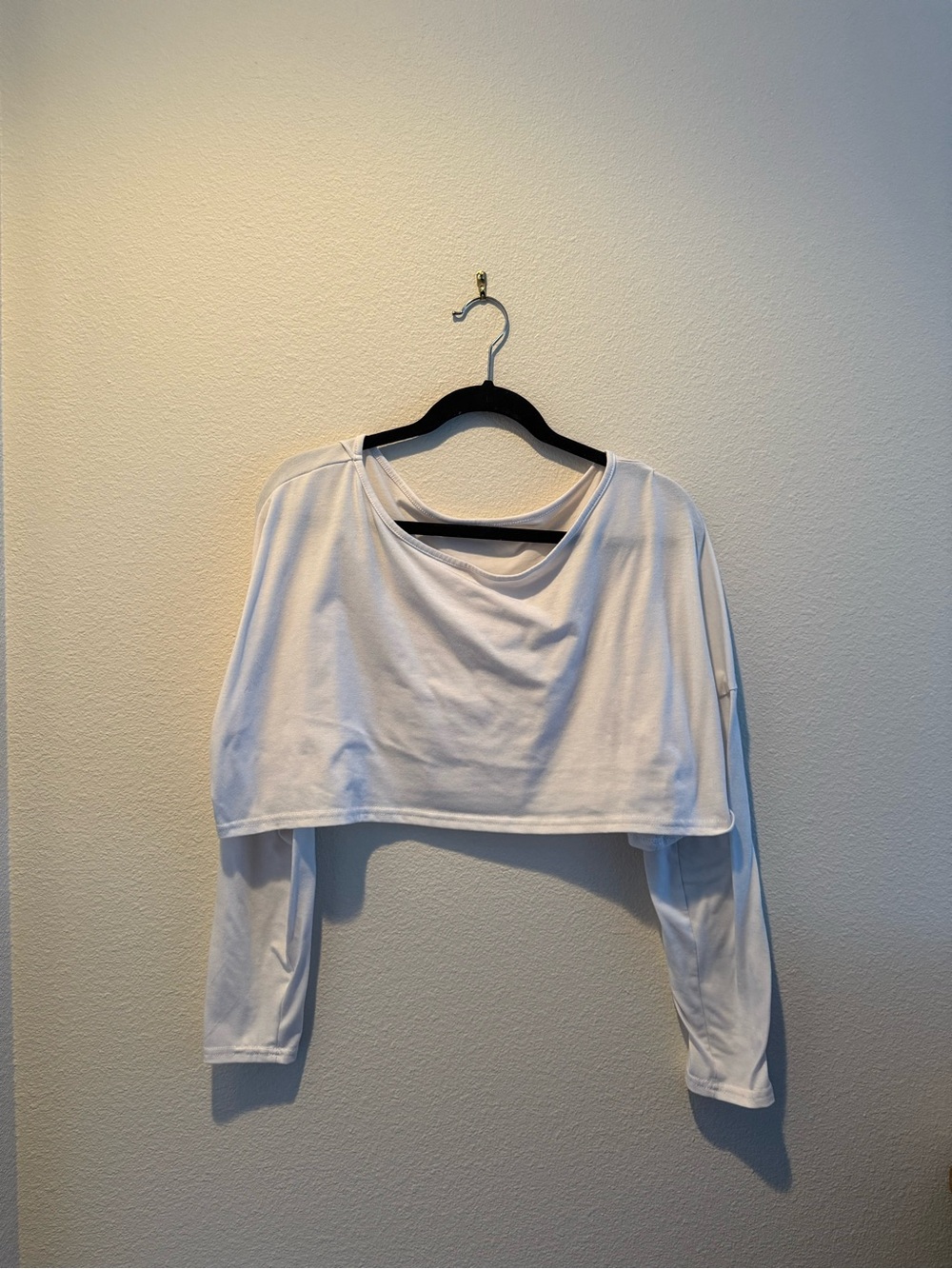 Women’s White Cropped Long-Sleeve Top
